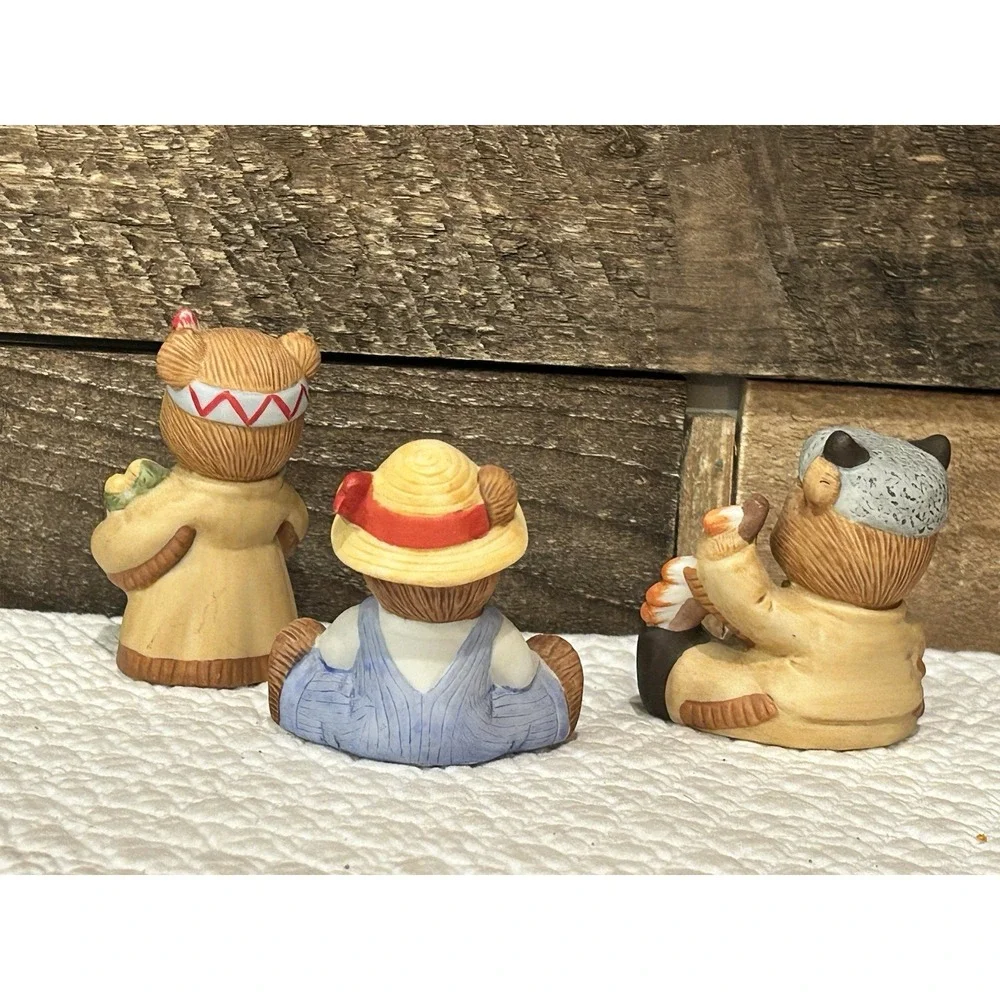 Homco Thanksgiving Bear Lot Of 3‎ Porcelain Figurines Turkey Hunter Corn Fish